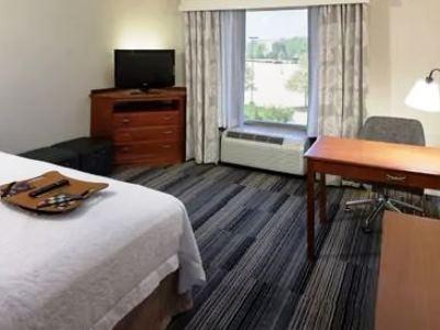 Hampton & 3* Davenport